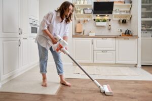 Who provides trusted house cleaning in Woodinville