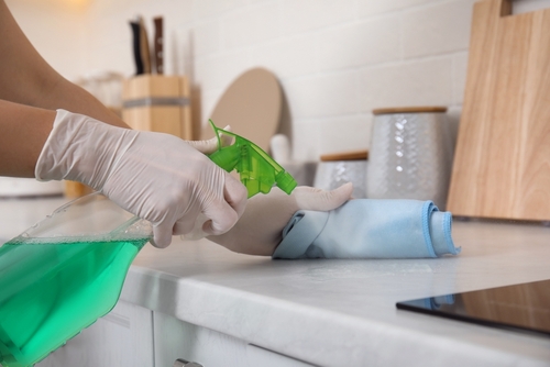 What is the fastest way to tidy up a messy kitchen